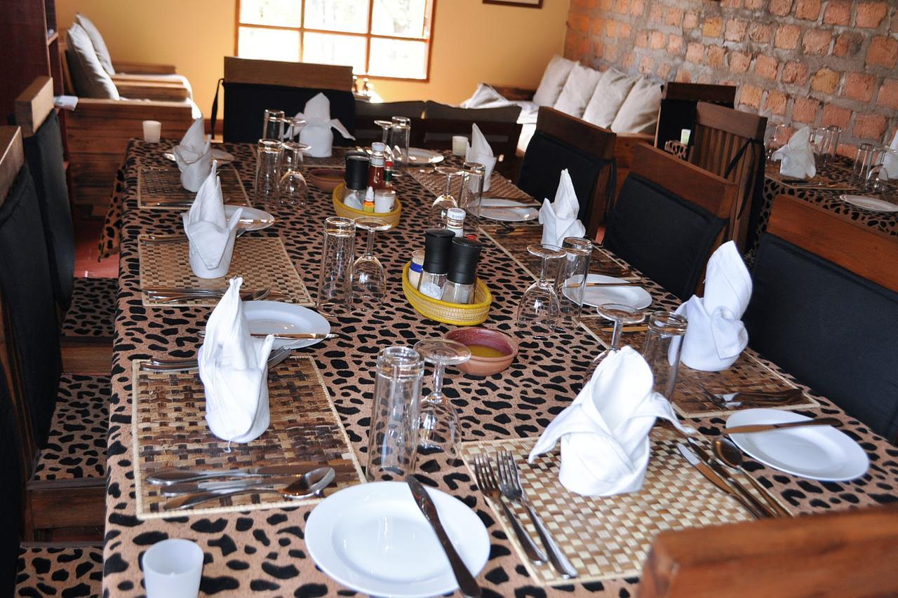 Lake Mulehe Gorilla Lodge Kisoro Buitenkant foto