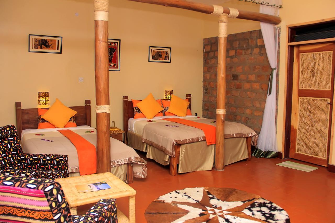 Lake Mulehe Gorilla Lodge Kisoro Buitenkant foto