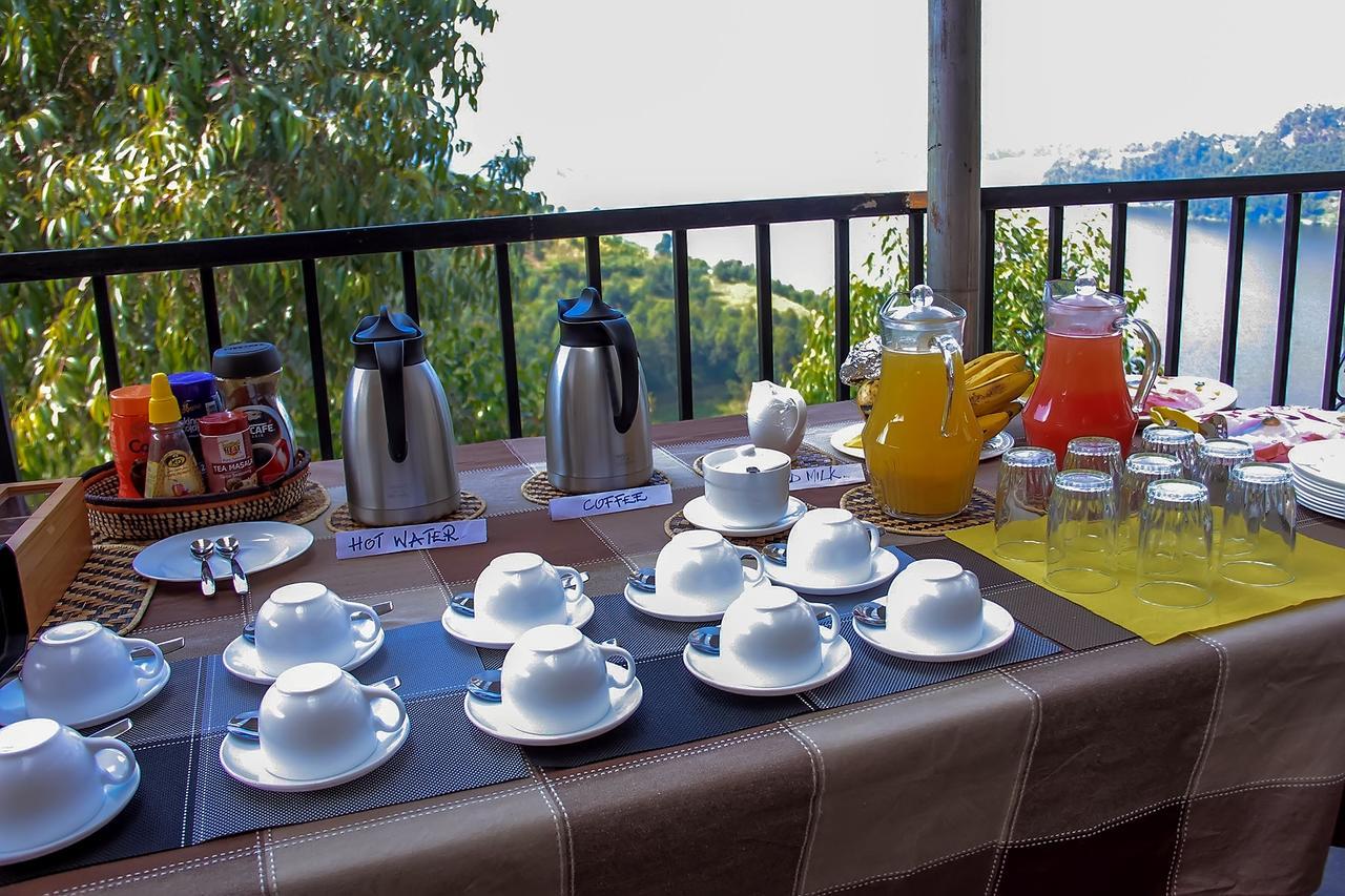 Lake Mulehe Gorilla Lodge Kisoro Buitenkant foto